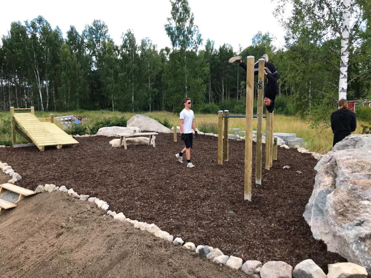 Falu Vildvattenpark Villa Falun Ngoại thất bức ảnh